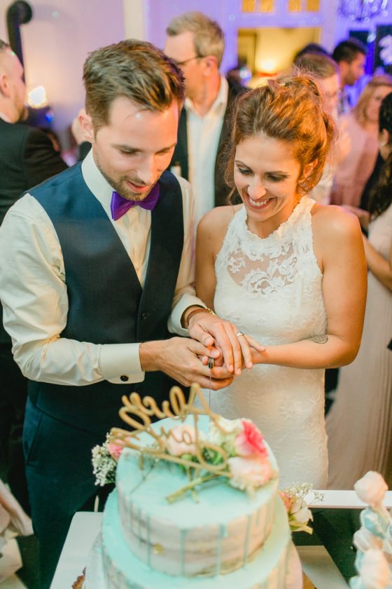 Romantische Vintage Hochzeit im Peerd Hus Hofcafe. Alice und Jan heiraten im Vintage Stil. Deutsch italienische Hochzeit in Salzgitter.