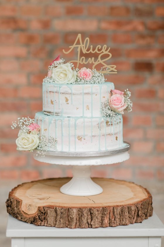 Romantische Vintage Hochzeit im Peerd Hus Hofcafe. Alice und Jan heiraten im Vintage Stil. Deutsch italienische Hochzeit in Salzgitter.