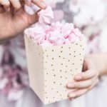 6 Popcornbecher creme mit goldenen Puenktchen