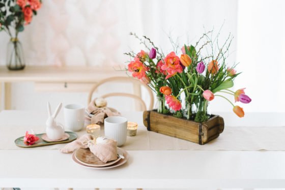 DIY Anleitung für ein frühlingshaftes Tulpengesteck