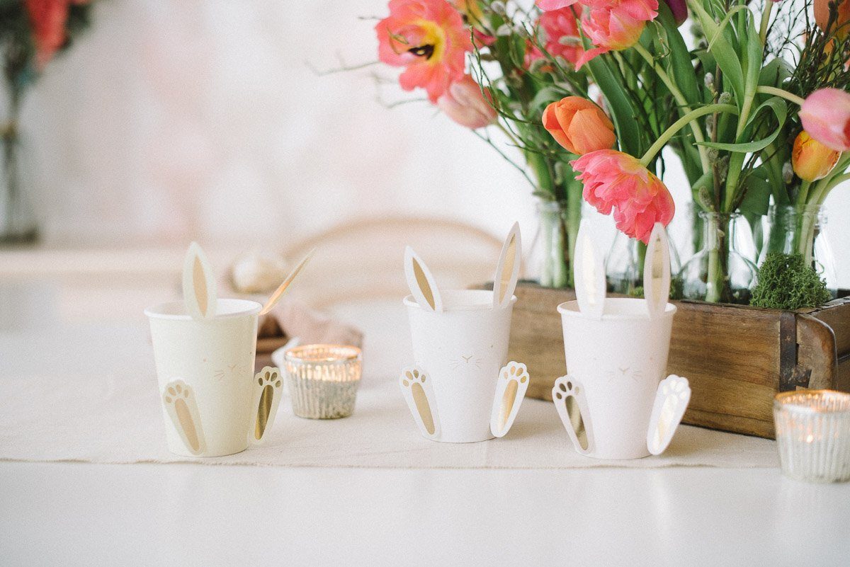 Anleitung: Ostertisch mit Tulpengesteck