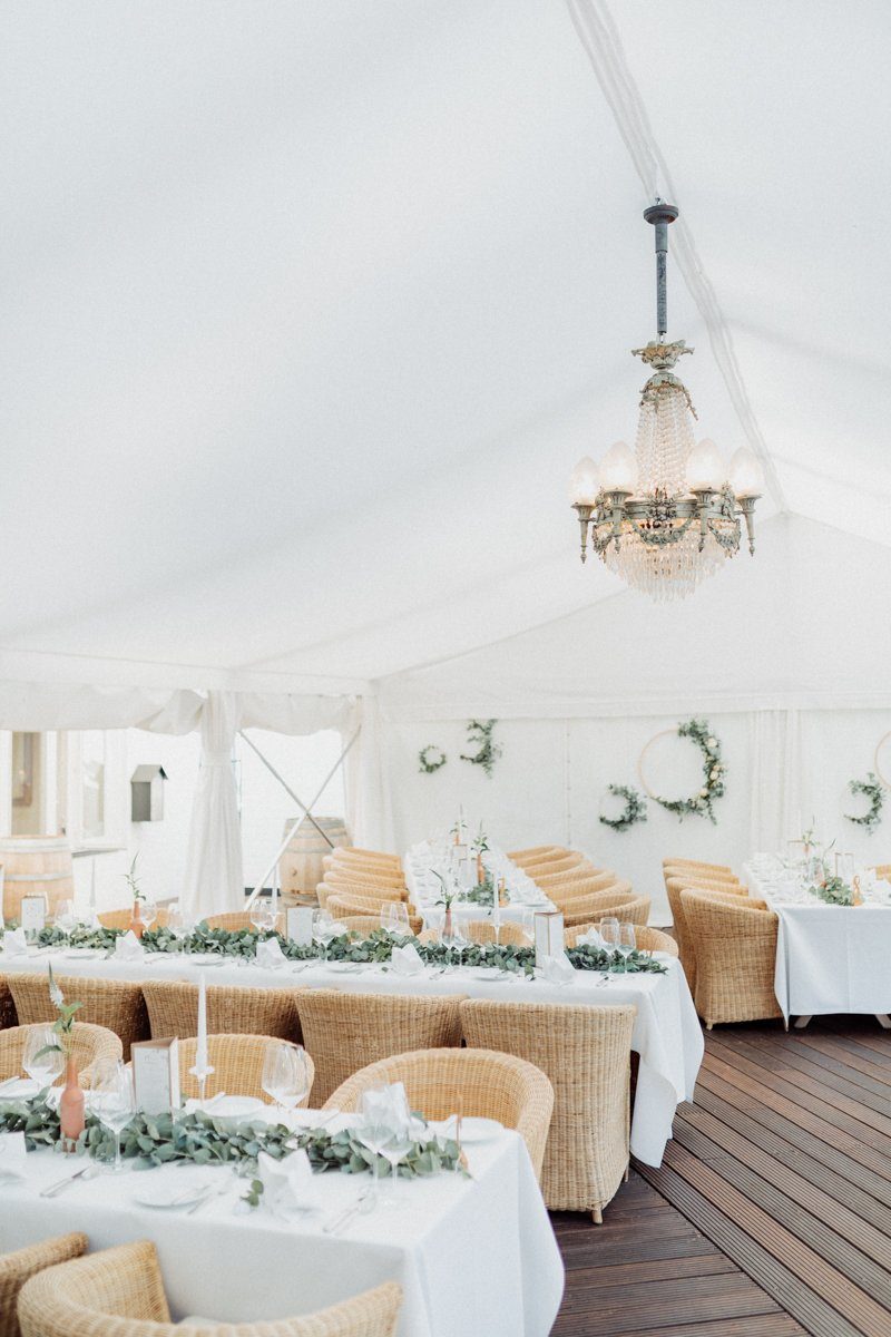 Hochzeit Landhaus am See Eukalyptus Kupfer Rosegold