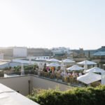 Dachterrasse des Hotel de Rome mit Blick über Berlin