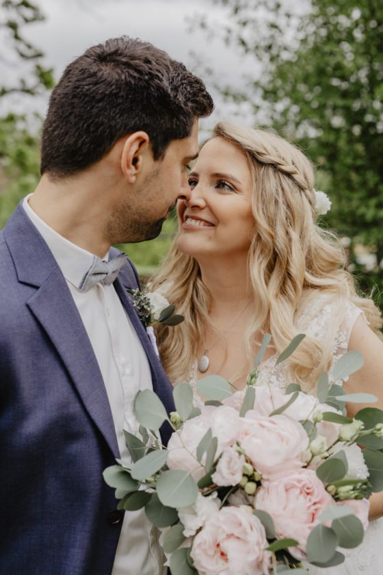 Liebevoll moderne Hochzeit im Loftwerk