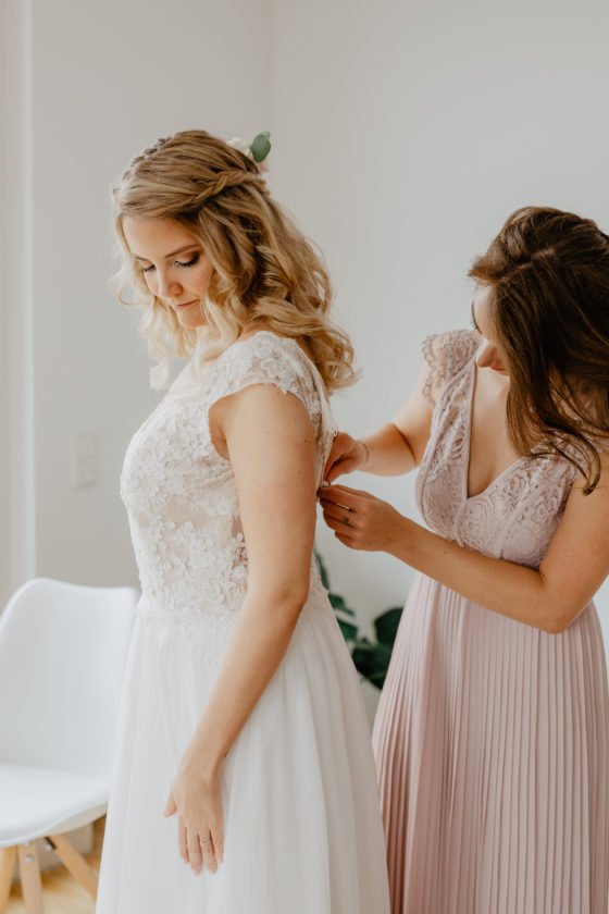 Liebevoll moderne Hochzeit im Loftwerk