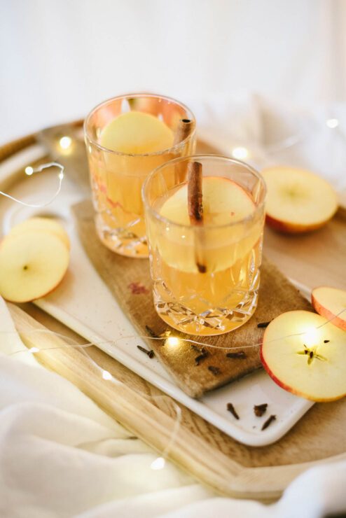 Rezept: Weihnachtlicher Marzipangugl und leckerer Apfelpunsch