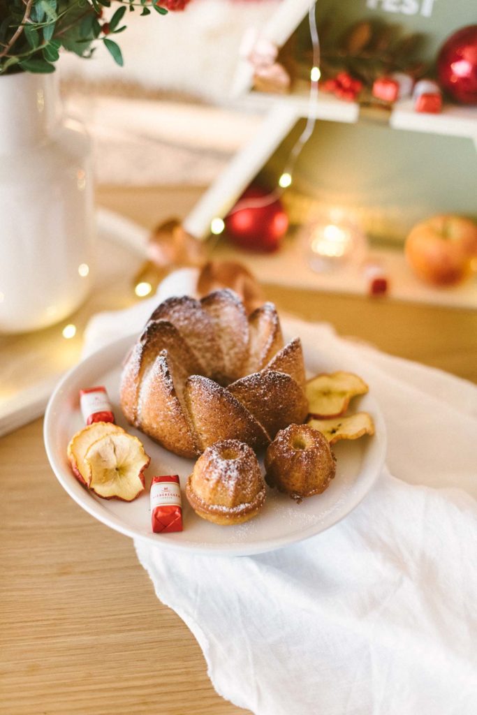 Nikolausüberaschung: DIY Holztannenbaum und Amaryllisstrauß