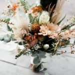 Was kostet eine Hochzeit? Brautstrauß und Floristik