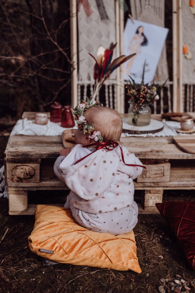 Wir feiern einen Wilder Kindergeburtstag mit Pocahontas-Party und zeigen euch wilde Deko-Inspirationen für eure Pocahontas Geburtstagsparty. #kinder #geburtstag #kindergeburtstag