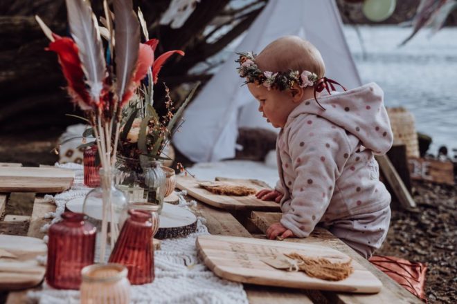 Wir feiern einen Wilder Kindergeburtstag mit Pocahontas-Party und zeigen euch wilde Deko-Inspirationen für eure Pocahontas Geburtstagsparty. #kinder #geburtstag #kindergeburtstag