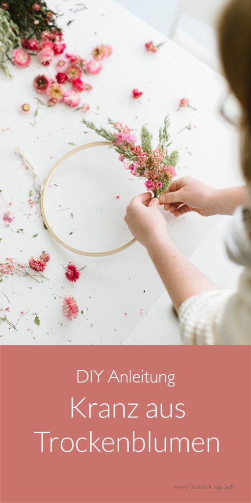 DIY-Anleitung: Kränze aus Trockenblumen binden