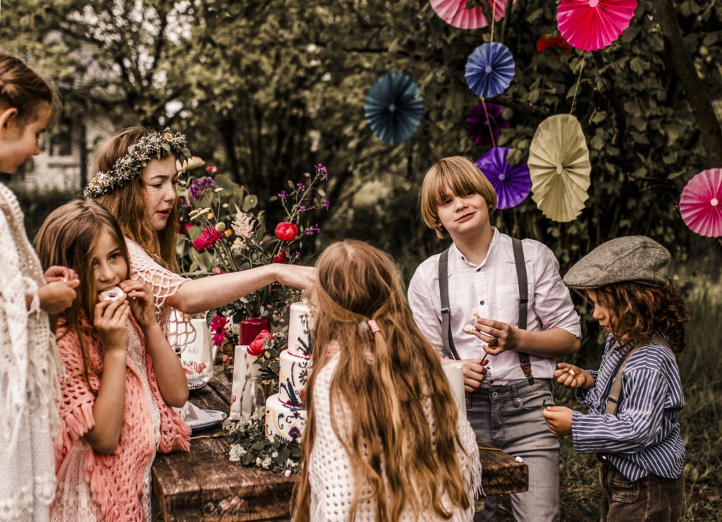 Wie Kinder bei eurer Hochzeit nicht zu kurz kommen?