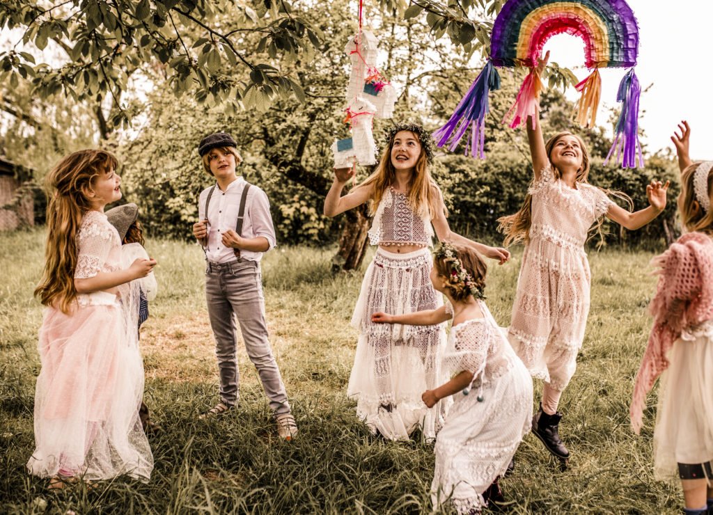 Wie Kinder bei eurer Hochzeit nicht zu kurz kommen?