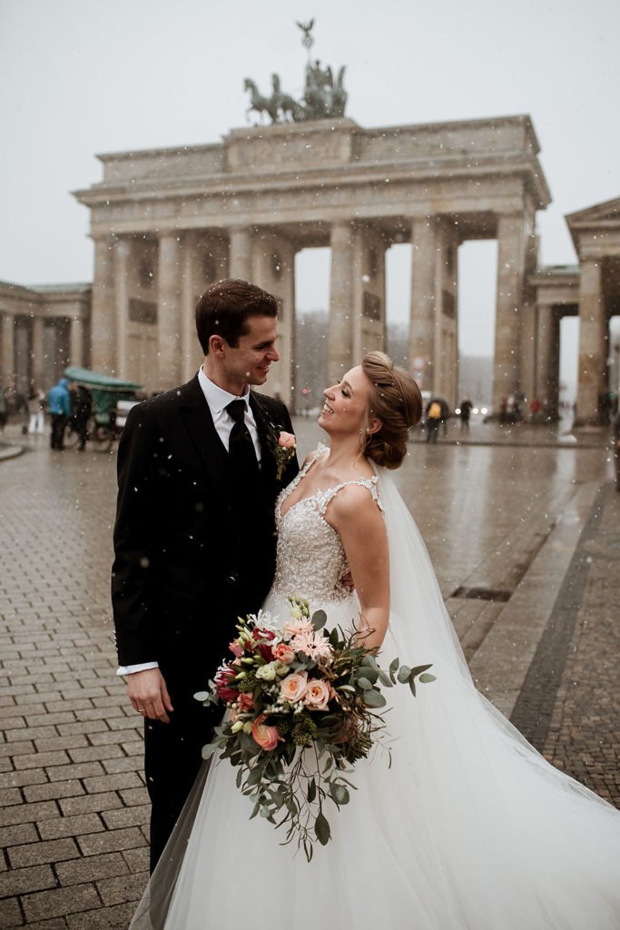 3 außergewöhnliche Ideen für euer Paarshooting: Kathi und Peter heiraten in Berlin