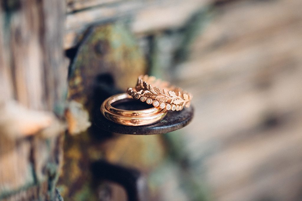 Was kostet eine Hochzeit? VII. Trauringe - Wir zeigen euch realistische Preise für euren Ehering und für eure Juweliere und Goldschmiede.