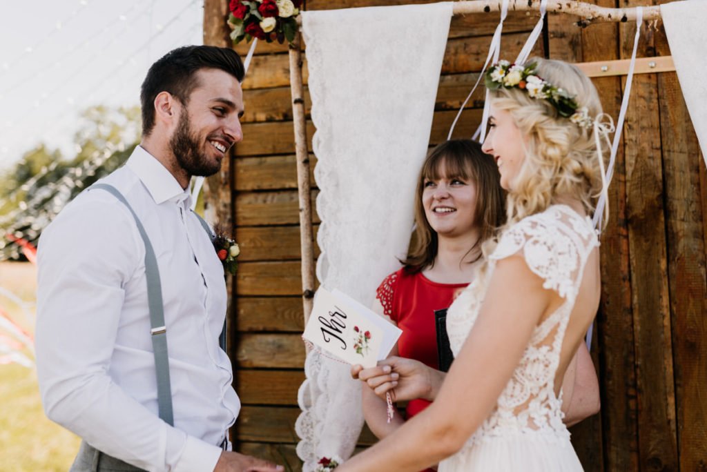 Intime Gartenhochzeit zu Zweit