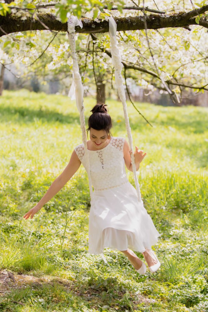 Neue Brautmoden-Kollektion Blütenmeer von Claudia Heller - traumhaft schöne kurze Brautkleider für Standesamt und Trauung - atemberaubende Hochzeitskleider #brautkleid #hochzeit #braut