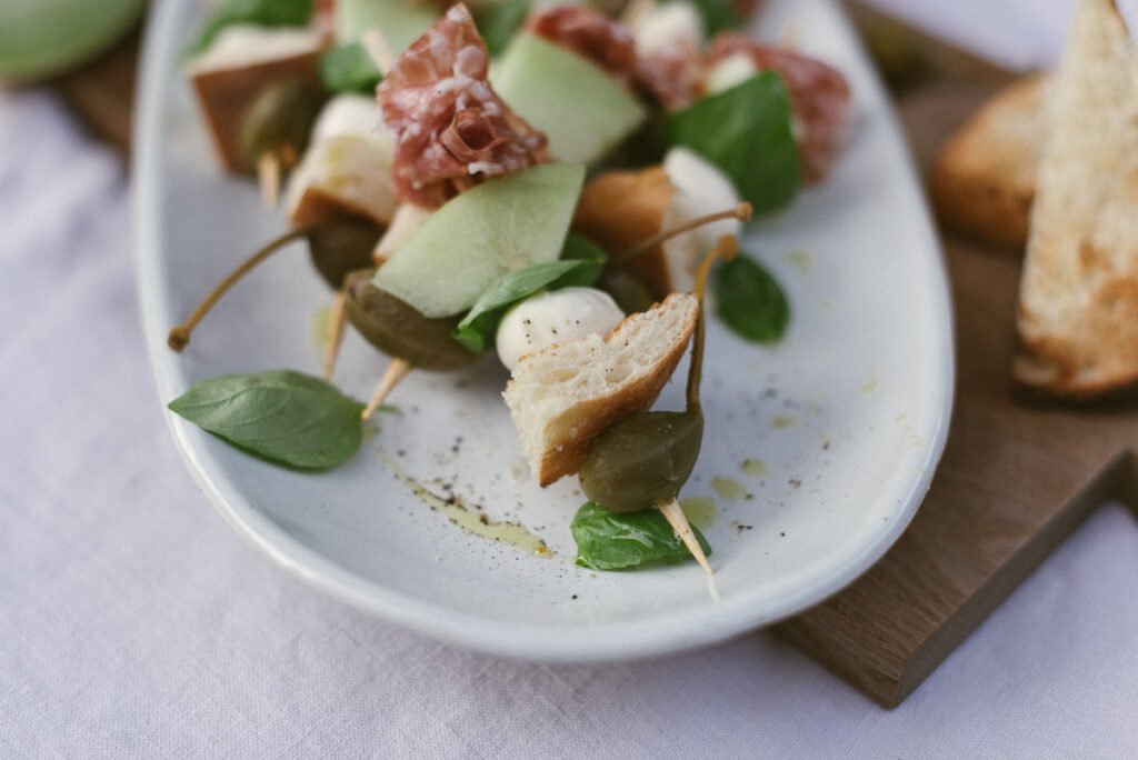 Melonenspieße mit würziger Fenchelsalami