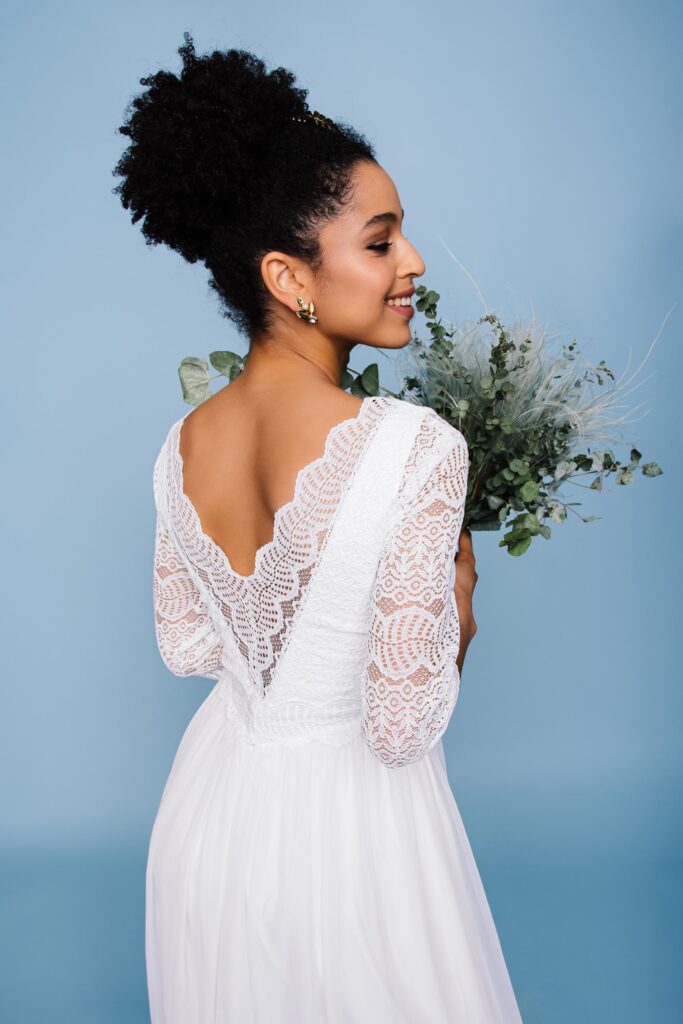 Neue Brautmode 2021: Küss die Braut Brautmode. Lange & kurze Brautkleider, Curvy  & Jumpsuits für die Braut - verspielt, romantisch und modern