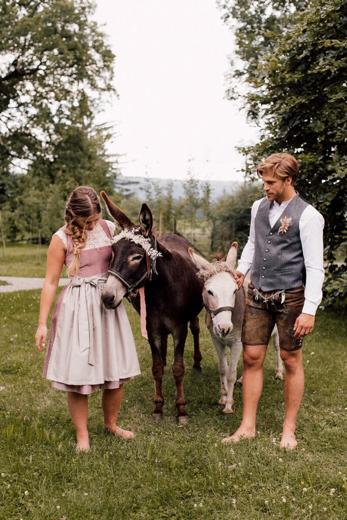 Moderne Trachtenhochzeit