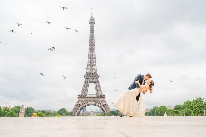 5 Insider-Tipps zur Planung eurer Elopement Hochzeit in Paris. Hochzeitsplanung in Zeiten von Corona: krisensicher und romantisch Heiraten.