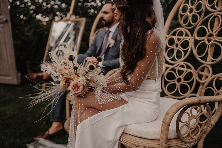 Brautstrauß mit Trockenblumen. Beispiele & Tipps für euren Trockenblumenstrauß zur Hochzeit. Der Blumenstrauß im Boho Style für die Braut!