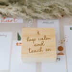 Holzbox quadratisch 'keep calm and teach on'