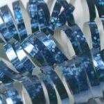 Luftschlangen holographic blau
