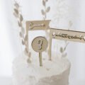 Cake Topper dreifarbig 'Geburtstagskind + Name + Zahl' aus Holz