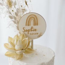 Cake Topper 'Sophie' Name + Geburtsdatum aus Holz