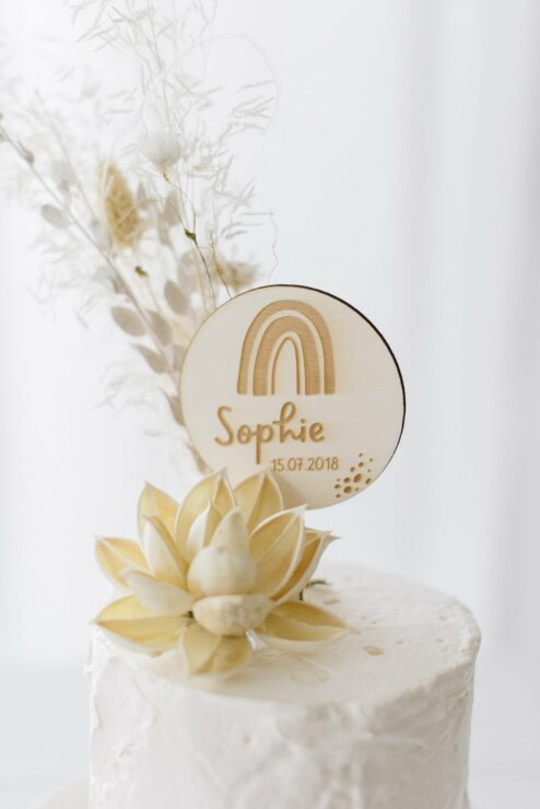 Cake Topper 'Sophie' Name + Geburtsdatum aus Holz