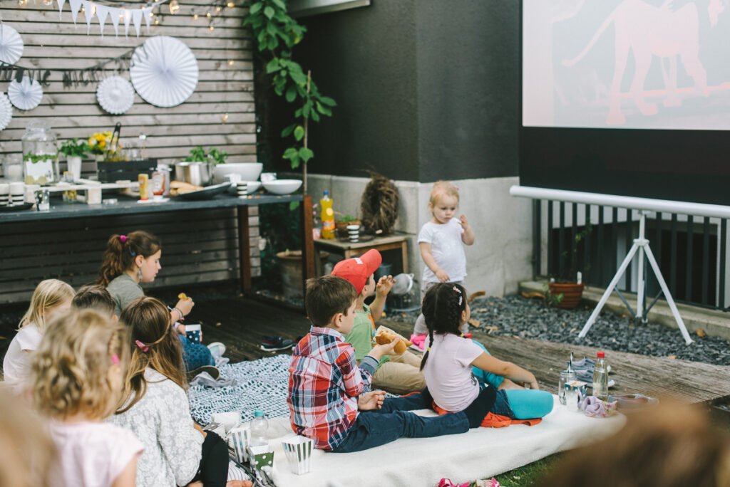 Outdoor Movie Night für Kinder