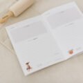 Teigrolle mit Rezeptheft + Anhaenger