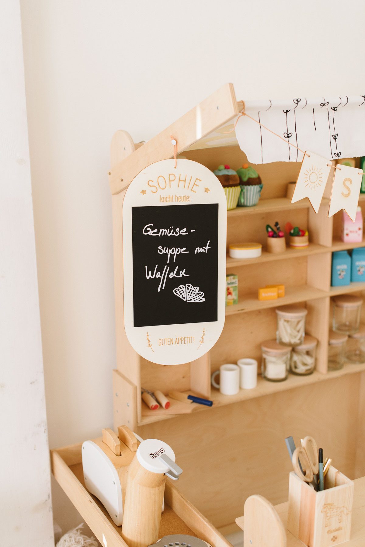 Tafel für Kinderküche “Sophie kocht”