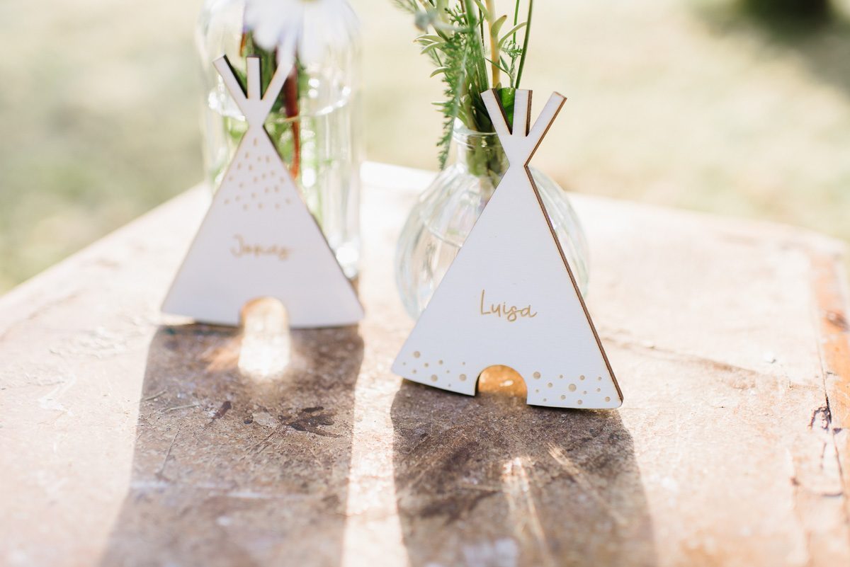 Kindergeburtstag für kleine Abenteurer: Deko, Cake Topper, Einladungskarten, Spiele, personalisierte Namensschilder... für die Kinderparty im Wald