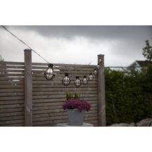 Lichterkette Cage dekoriert