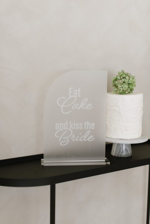 Acrylschild Eat Cake und kiss the Bride