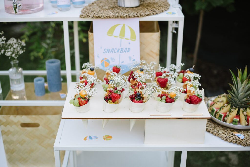 Obstbuffet - Aufsteller mit Snackhörnchen