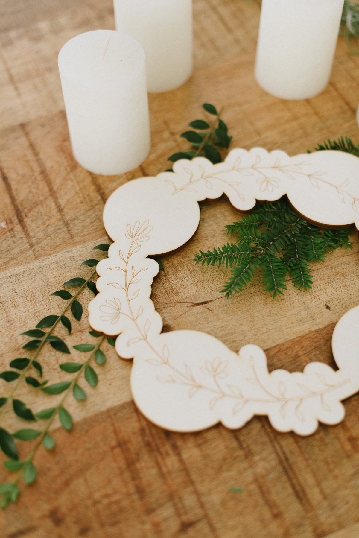 Adventskranz aus Holz, ideal als Zweitkranz