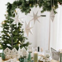 Weihnachtsdeko Tisch gruen natuerlich-3