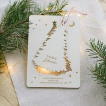 Weihnachtskarte Tannenbaumanhänger Holz