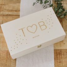 Holzbox groß Hochzeit Initialen Herz