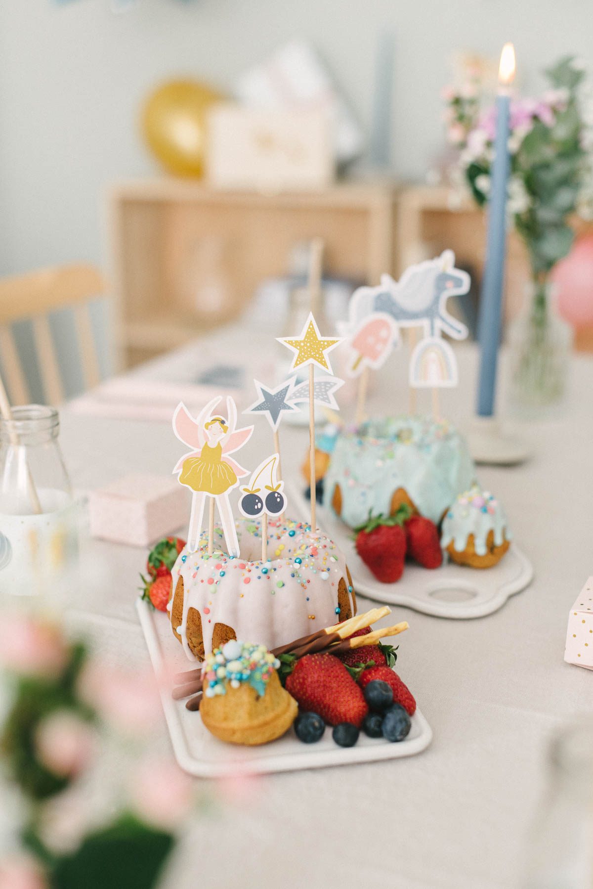 Kuchen Einhorn Kindergeburtstag mit Cake Toppern