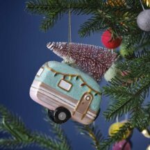 Baumschmuck Wohnwagen mit Baum
