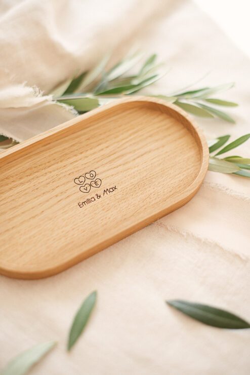 Holztablett Ringschale Eiche mit Namen-1