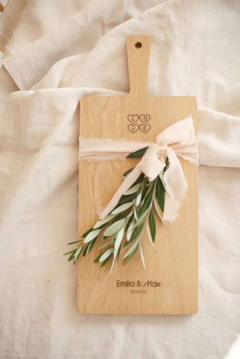 Schneidebrett Hochzeit LOVE mit Namen-2