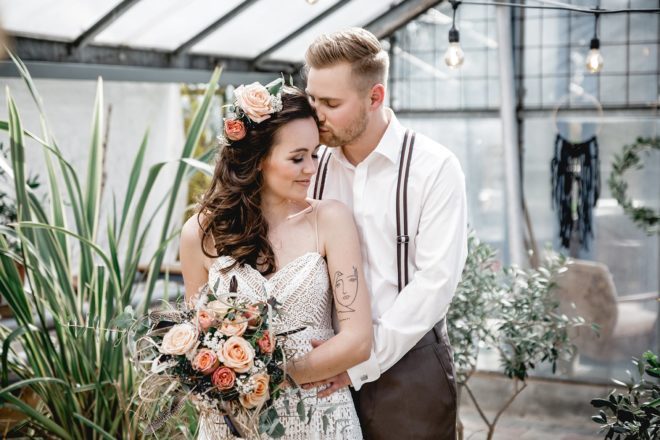 Boho Hochzeit im Gewächshaus