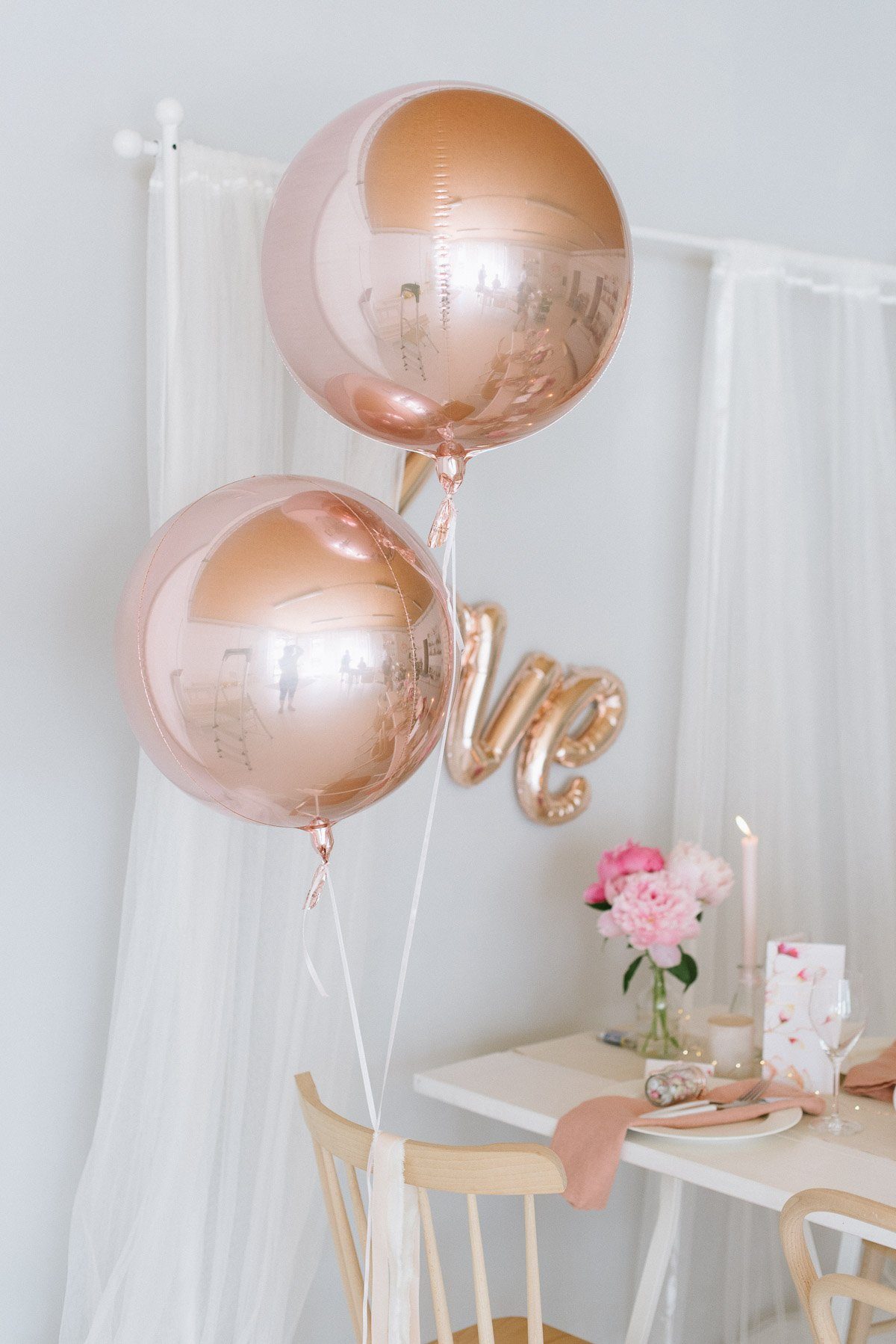 roségoldene Kugelballons