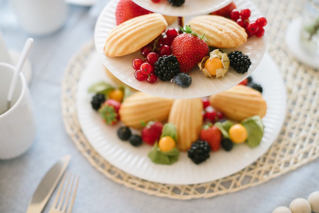 Etagere mit Madeleines